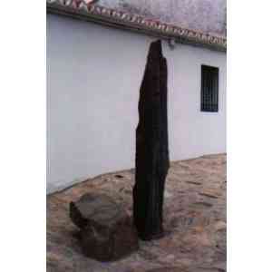 Click para ampliar. Pulsa en el nombre para ver la ficha. Azuaga: menhir de La Cardenchosa